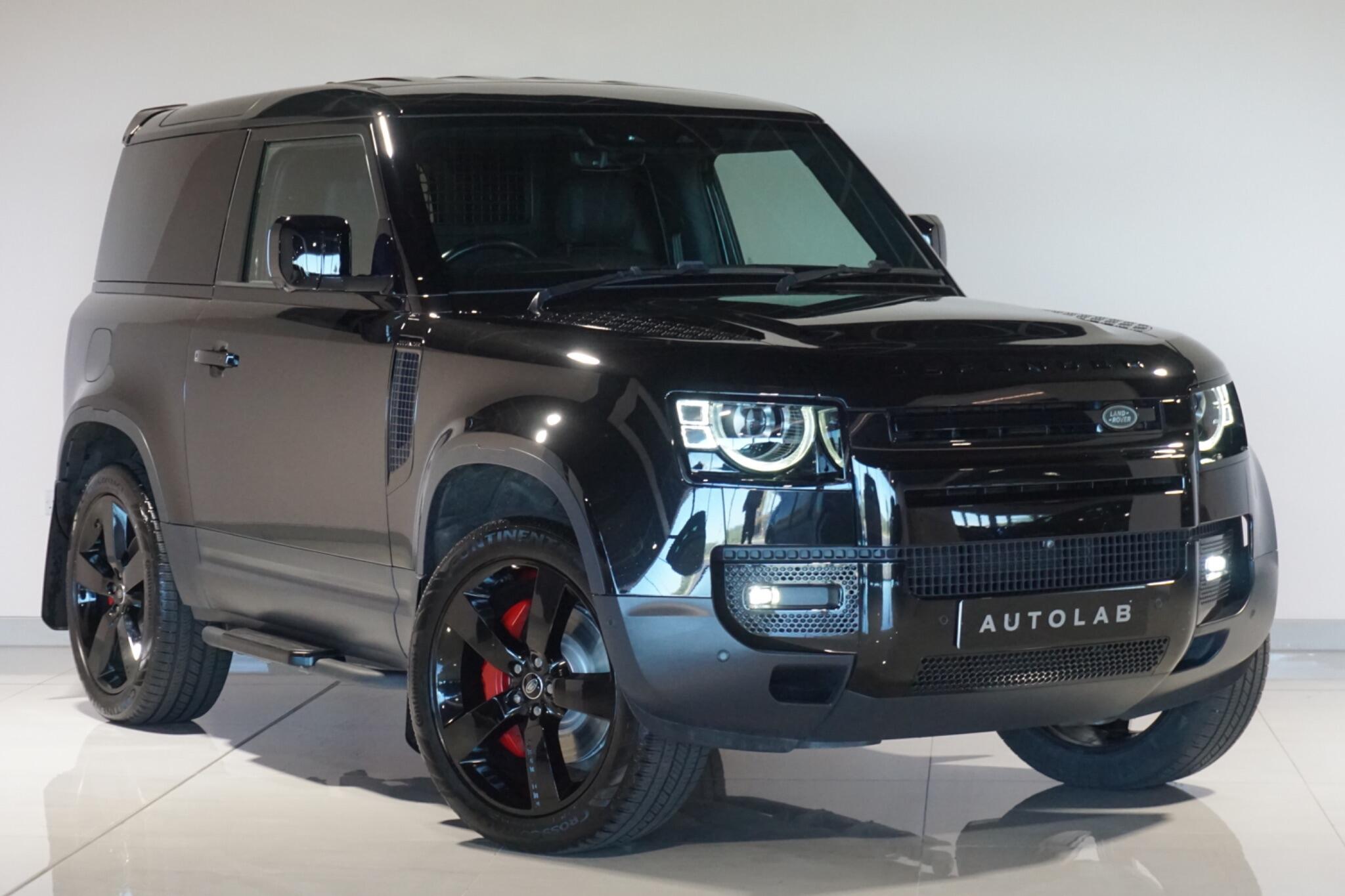 Land Rover Defender 90 3.0 D250 MHEV SE Hard Top SUV 3dr Diesel Auto 4WD SWB Euro 6 (s/s) (250 ps)
